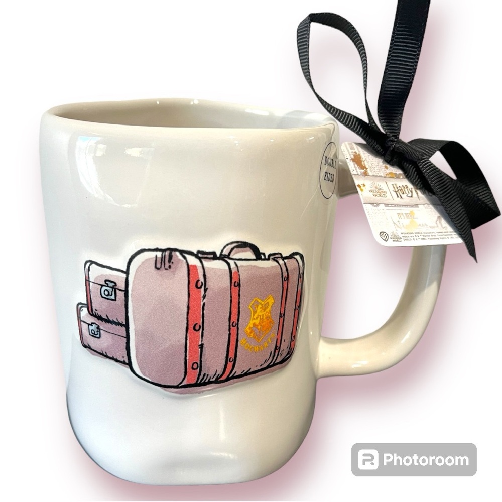 Rae Dunn x Harry Potter “Welcome to Hogwarts” Mug